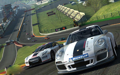 真实赛车4(Real Racing Next)截图1